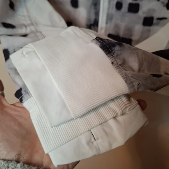 VEUC lululemon Swift Bomber Jacket - Picture 3 of 3